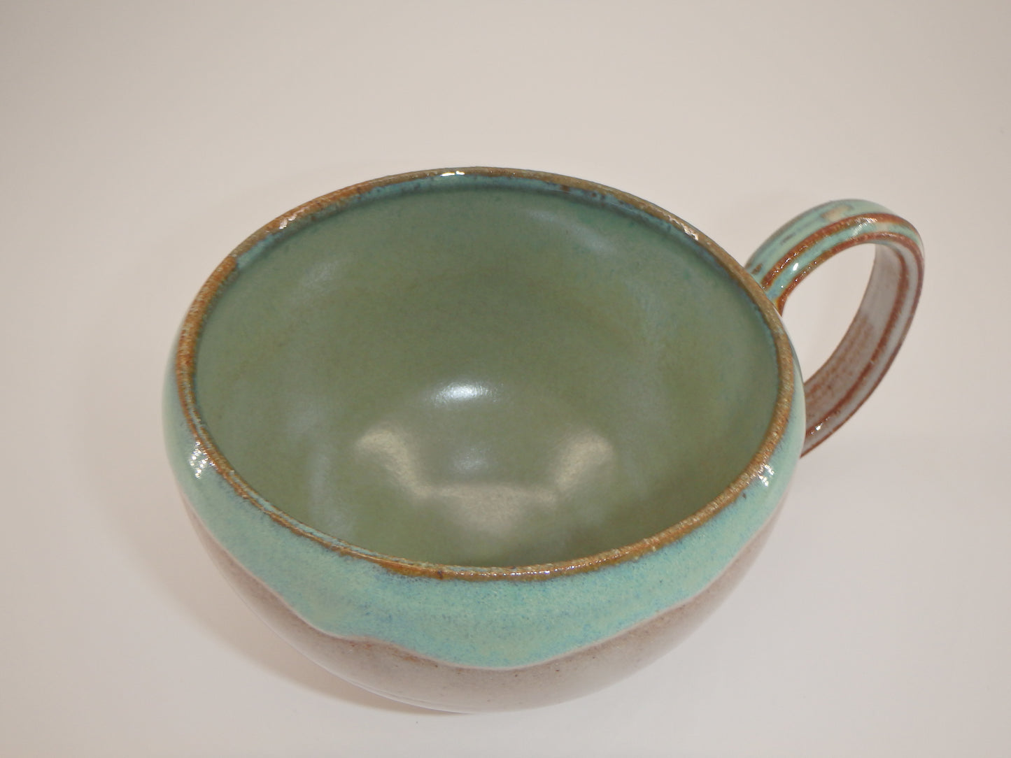 handled bowl 9