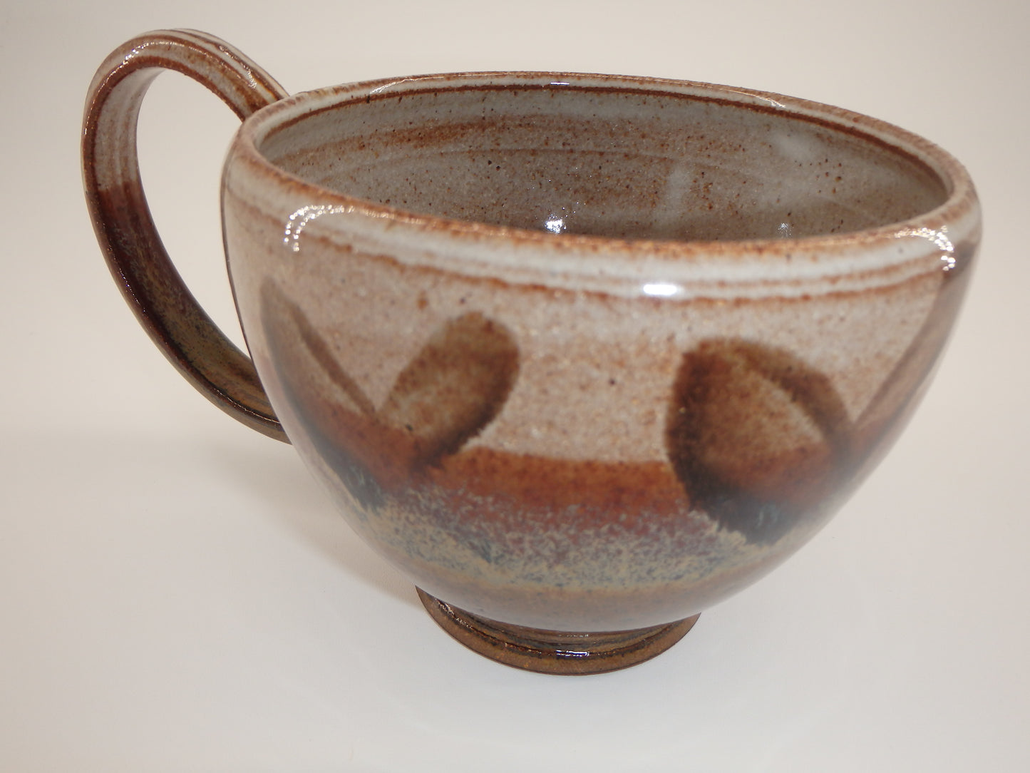 handled bowl 11